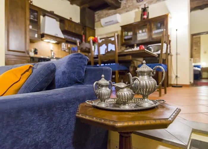Guesthost - Florence Ariento Romantic Apartment